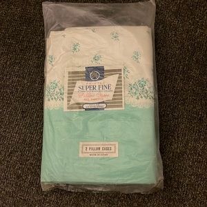 Vintage Super Fine pillow cases